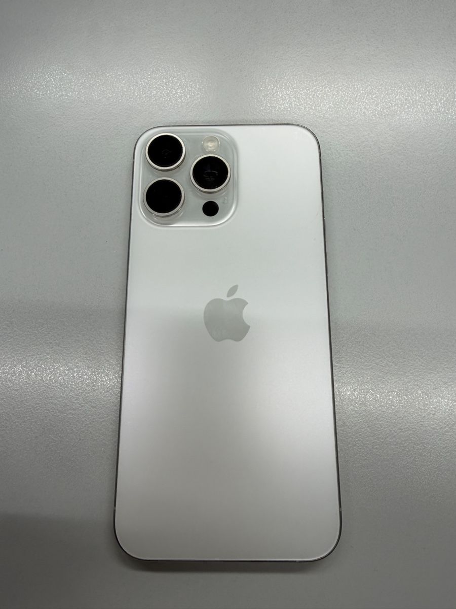 Apple Handys / Smartphones: iPhone 15 pro max 256GB – Gebraucht aus Zürich von Yoni_to