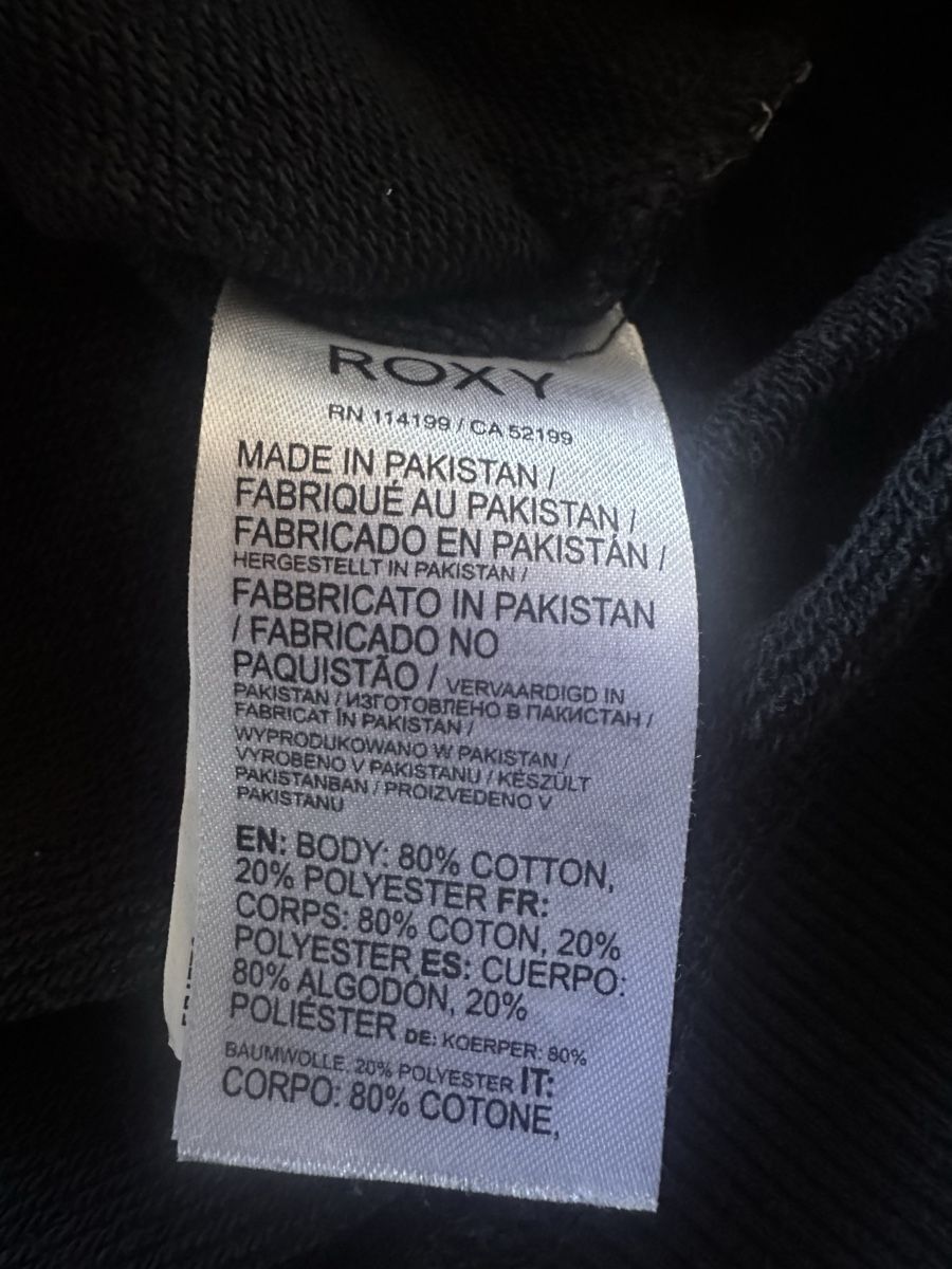 Roxy Maglioni & Felpe: Roxy Kapuzenpullover schwarz mit Blumenmuster Grösse M – Usato da St. Moritz venduto da Dar-23 3