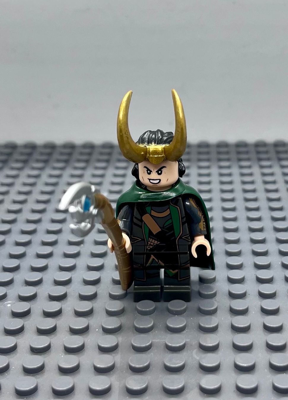 Marvel Kit di costruzioni: Marvel Custom Loki Minifigur – Nuovo (secondo la descrizione) da St. Gallen venduto da Starlord77