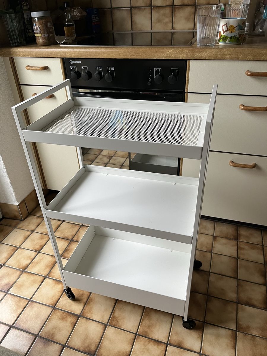 Ikea Korpus: Ikea Servierwagen weiss – Gebraucht aus Zürich von bruni09 1