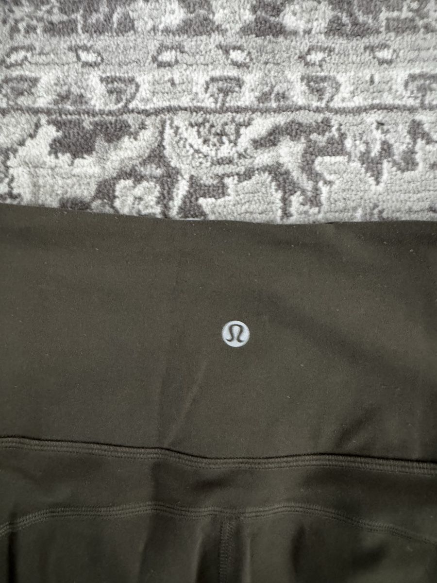Lululemon Leggings: Yoga Hose Lululemon – D'occasion à Schaan par kri_tsw8 1