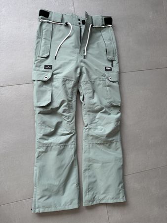 Neuw. DOPE Ski Snowboard Hose S