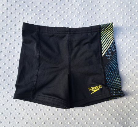 NEU! Tolle Speedo Badehose Schwarz Gr. 104
