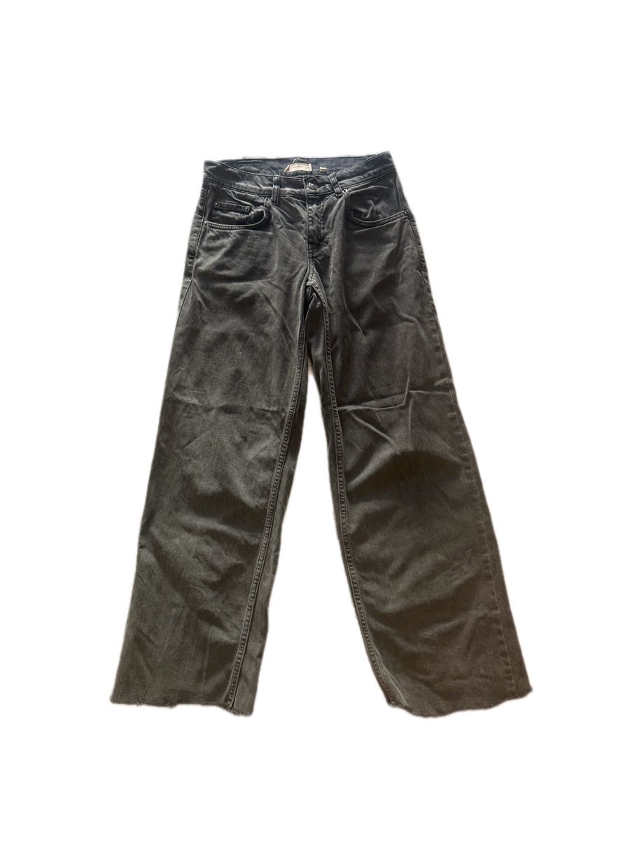 Jeans: Subdued low waist Jeans  – Gebraucht aus Vilters von sele08_ale08