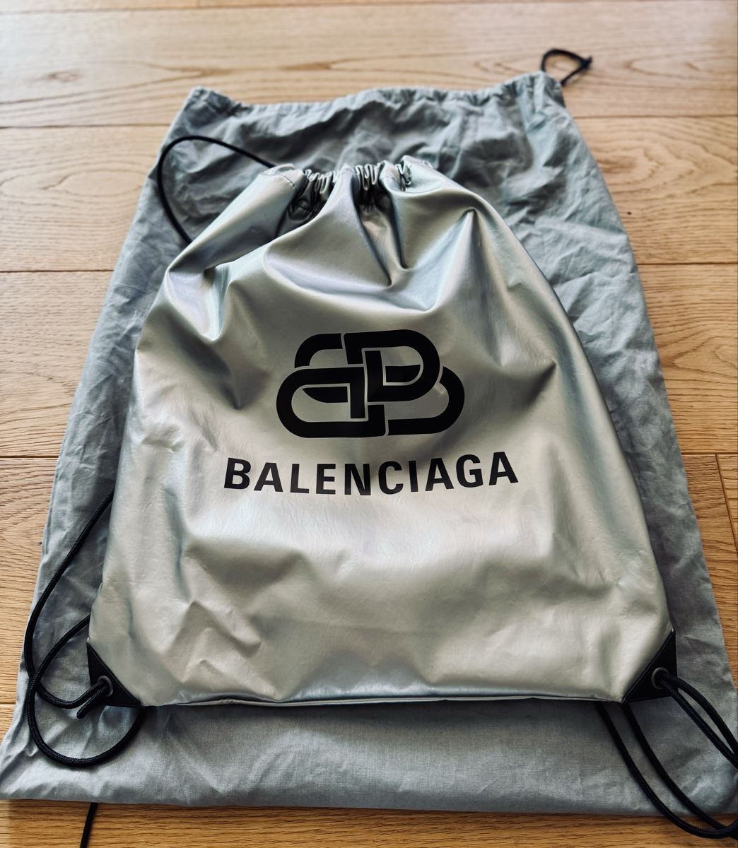 Balenciaga Rucksäcke: Balenciaga BB Explorer Rucksack Silber – Neu und originalverpackt aus Hagendorn von hpw2207 1