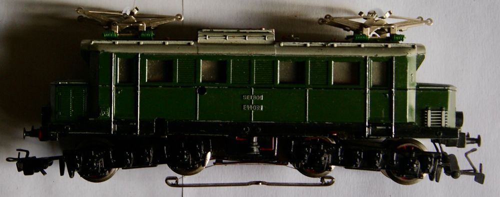 Märklin Trains électriques: locomotive Marklin SET 800 – D'occasion à Morrens VD par alain50