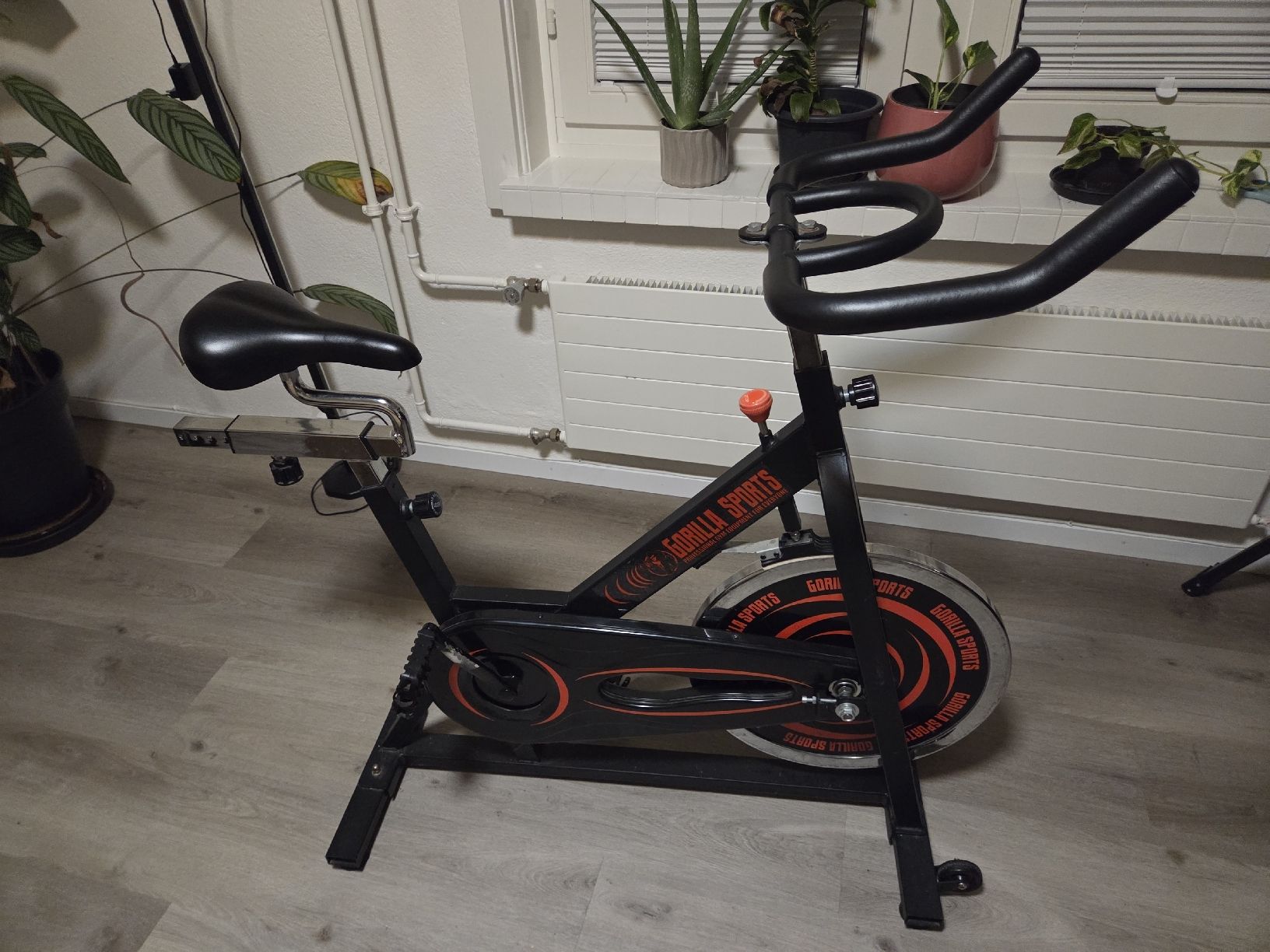Hometrainer: Heimtrainer von Gorilla Sports – Gebraucht aus Dietikon von Revilo0108