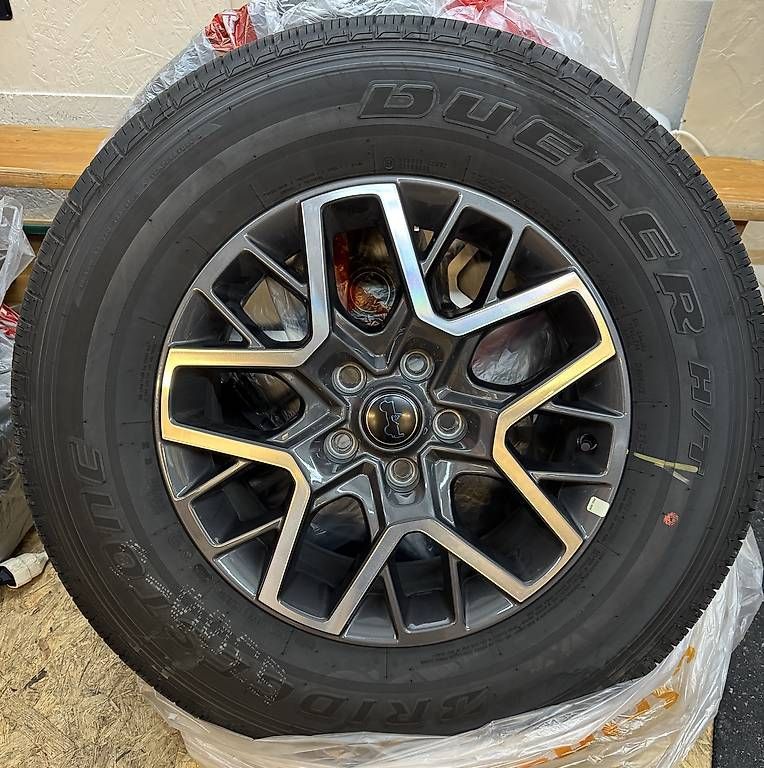 Bridgestone Pneumatici & Ruote complete: Jeep Wrangler Kompletträder – Nuovo (secondo la descrizione) da Hirzel venduto da TargatoNA