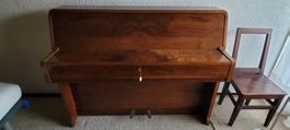 Piano droit Rippen