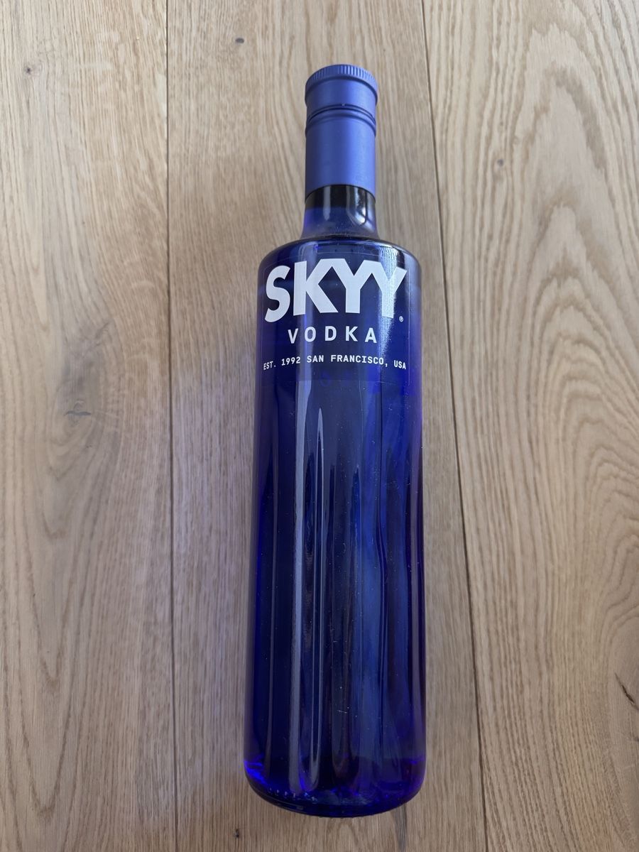 Bevande alcoliche: Sky Vodka neu – Nuovo e nell'imballaggio originale da Niederglatt ZH venduto da Nicole2911