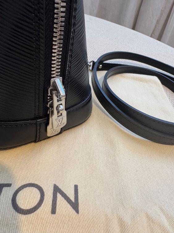 Louis Vuitton Borse da donna: Original Louis Vuitton Alma BB Epi Neuwertig – Usato da Buchs ZH venduto da hipsternut 6