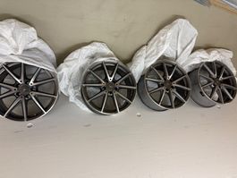 Original Mercedes AMG 18 Zoll Alufelgen A45 W176 8Jx18 ET48