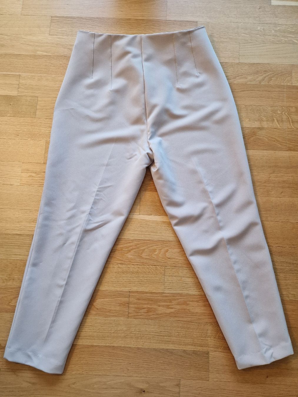 Vero Moda Hosen: VERO MODA Stoffhose, beige, Gr. 42/30 – Neu (gemäss Beschreibung) aus Basel von sel_g 1