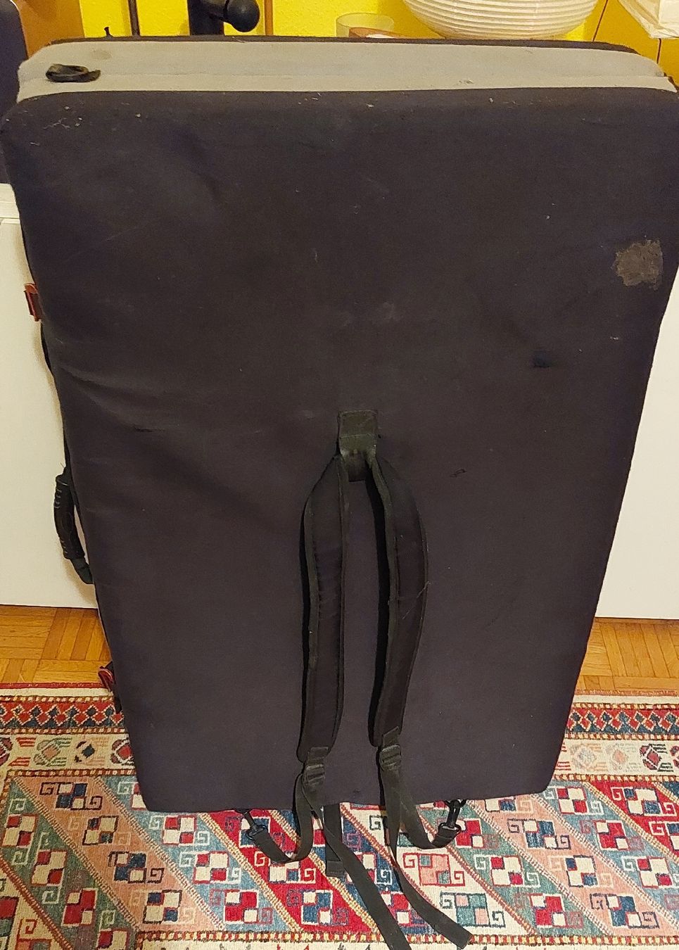 Bodenmatten: Crashpad Red Chili – Gebraucht aus Zürich von emanbaumi 1