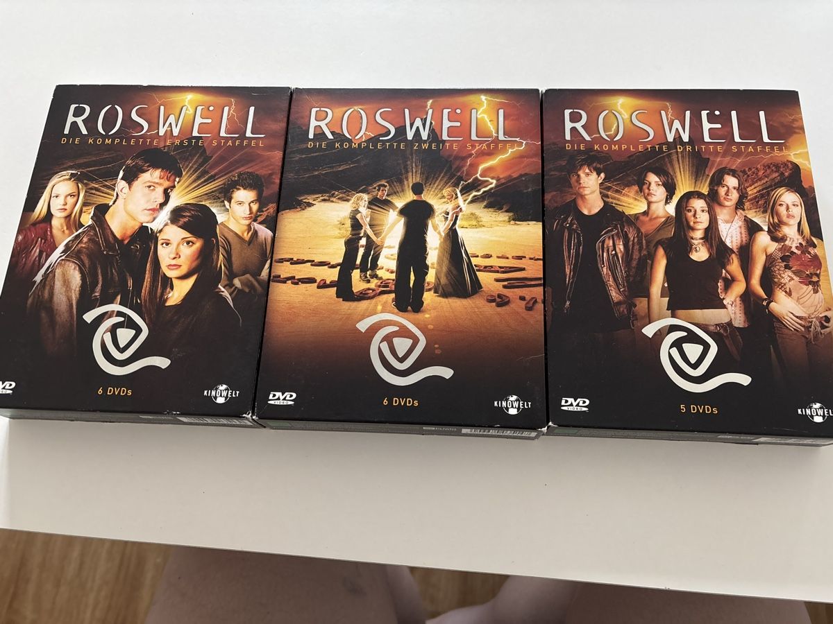 Alle DVDs: ROSWELL 1 - 3 komplett – Gebraucht aus Amriswil von SCHLOSSGEISTLI