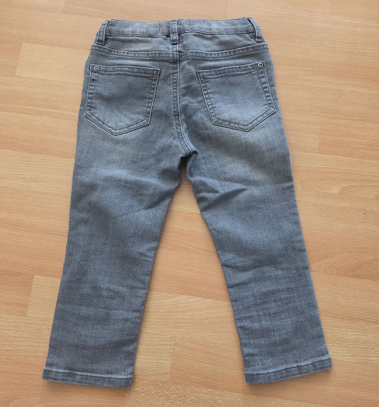 Kleiderpakete & -sets: Hosen Set für Mädchen Gr.134 – Gebraucht aus Gerlafingen von SiM_sch 2