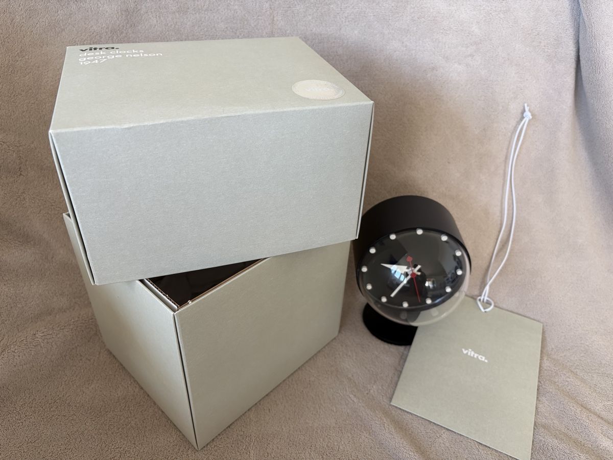 Vitra Orologi da terra & Orologi da parete: Vitra George Nelson Desk Clock, schwarz mit Originalverpacku – Usato da Niederrohrdorf venduto da mitchelicious 4