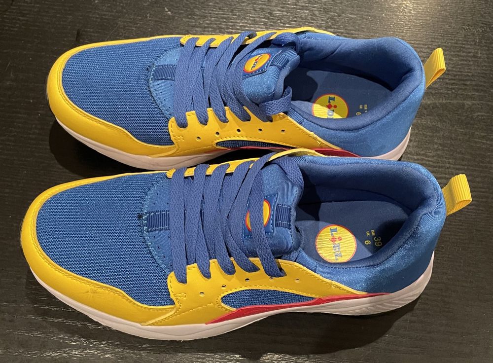 Lidl Chaussures hommes: Sneakers SchuheTurnschuhe LIDL 39 Kult Limitierte Edition – D'occasion à Oftringen par noreply