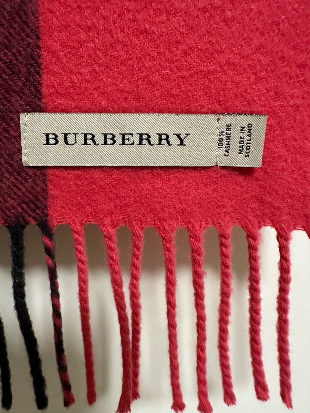 Burberry Foulard & Sciarpe: BURBERRY Kaschmir Schal – Usato da Basel venduto da iulia_haul 3