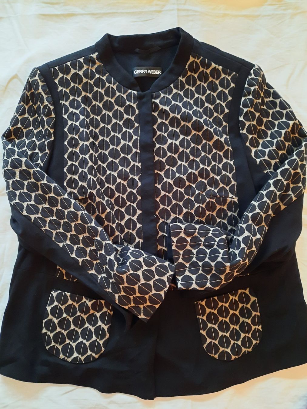 Gerry Weber Giacche: Jacke, Gerry Weber, elegant, neuwertig, L – Nuovo (secondo la descrizione) da Zollikon venduto da Kleidermotte 1