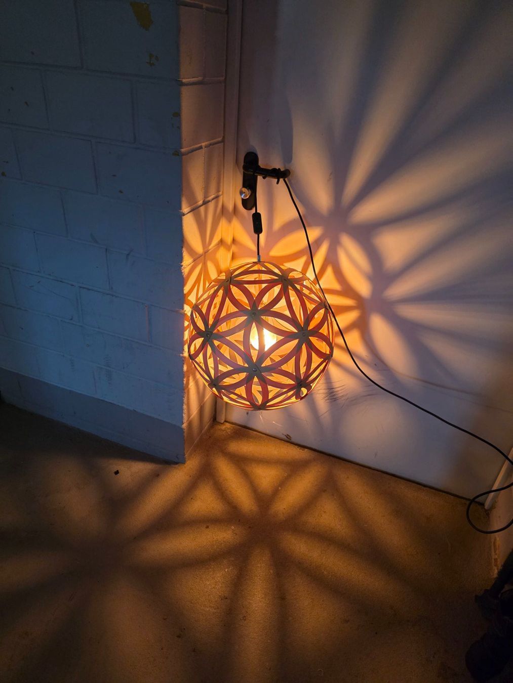 Lampadari & plafoniere: Blume des Lebens Holz Decken Lampe Leuchte – Usato da Walterswil BE venduto da Lonitti 5