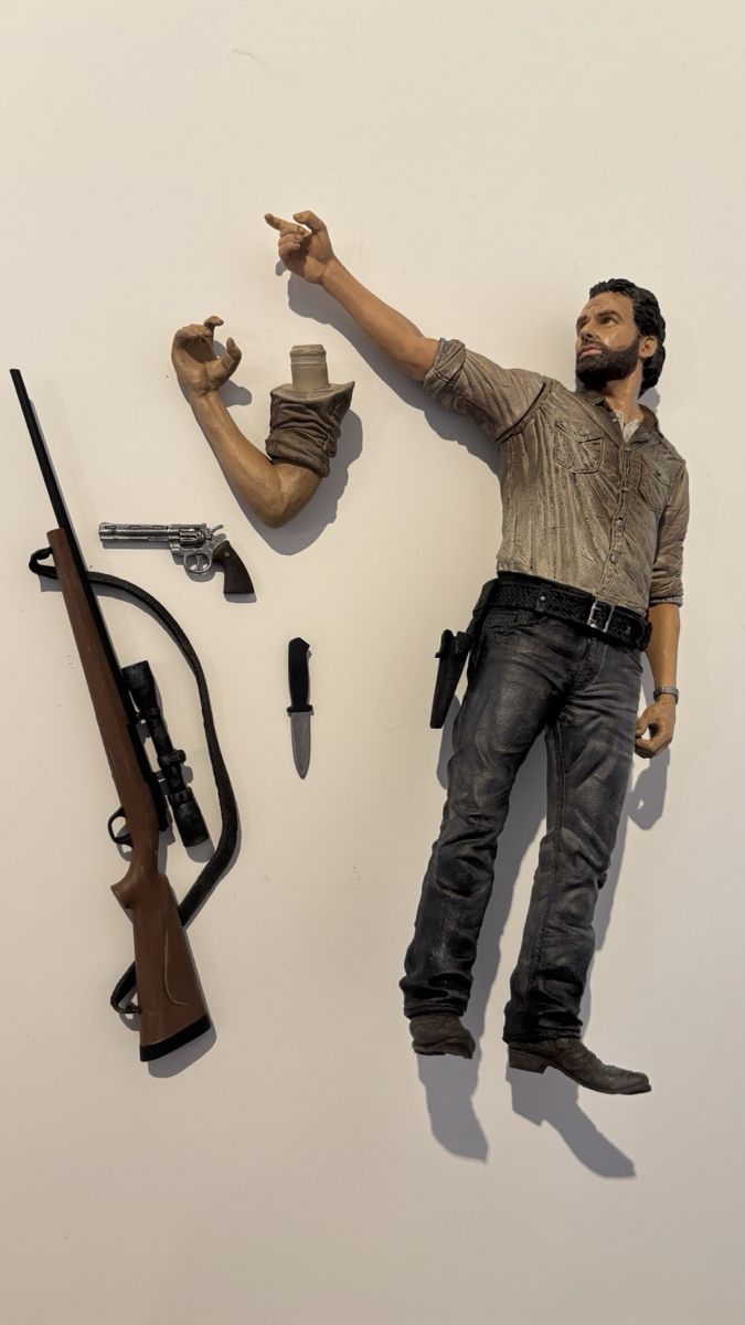 Statuette: The Walking Dead Actionfigur Rick Grimes Selten – Usato da Büren an der Aare venduto da FindyourPops