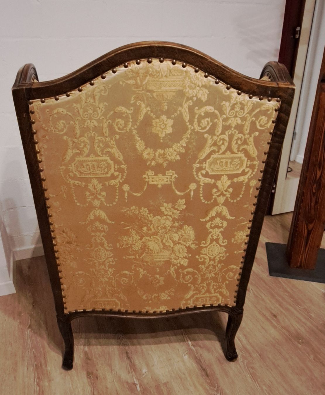 Poltrone: Barocksessel  antiker Stil, Top Zustand! – Usato da Langrickenbach venduto da Eve088 3