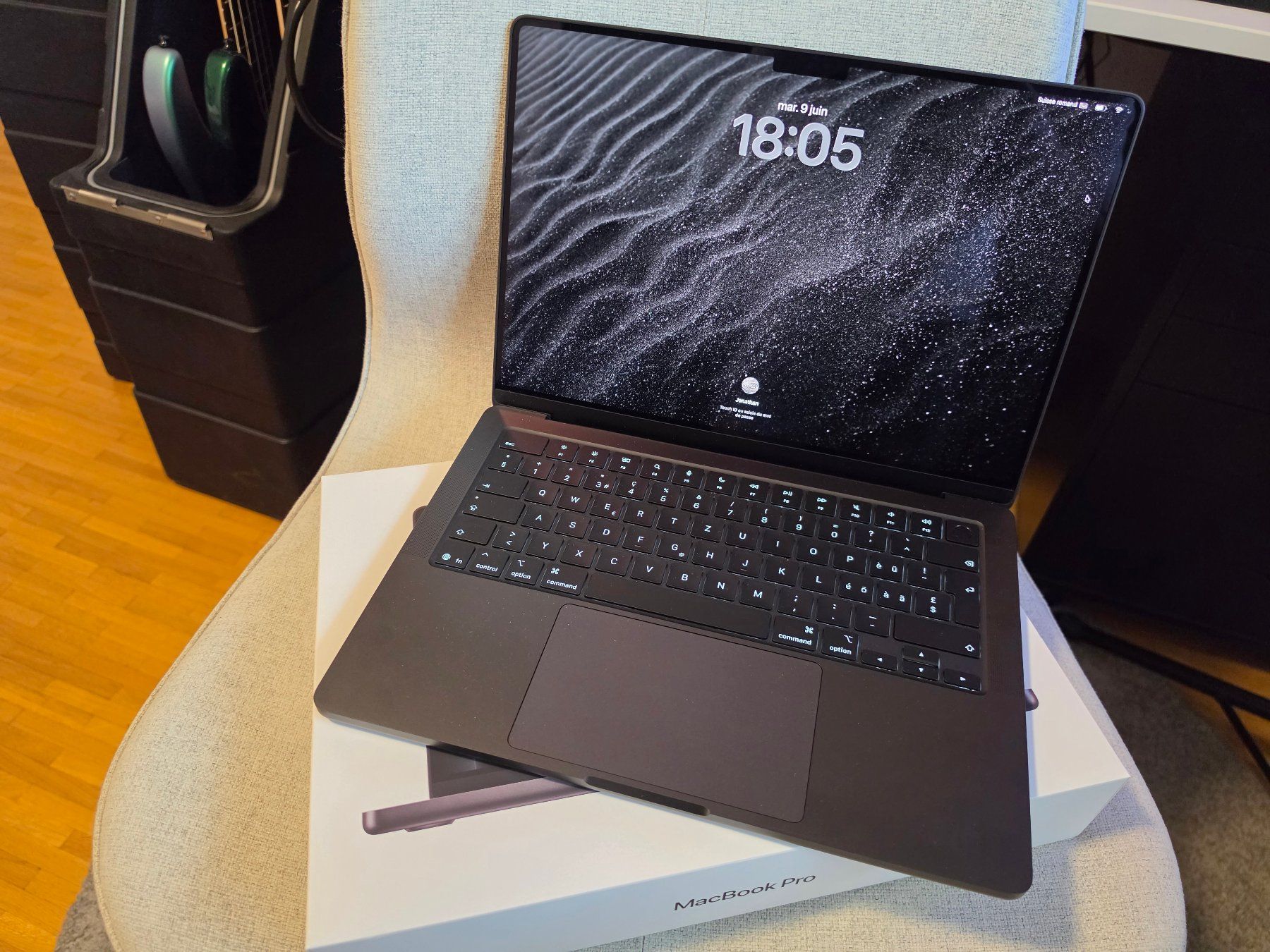 Apple Notebook: Apple MacBook Pro 14" M5 1TB SSD état neuf – Nuovo (secondo la descrizione) da Bernex venduto da blackno1