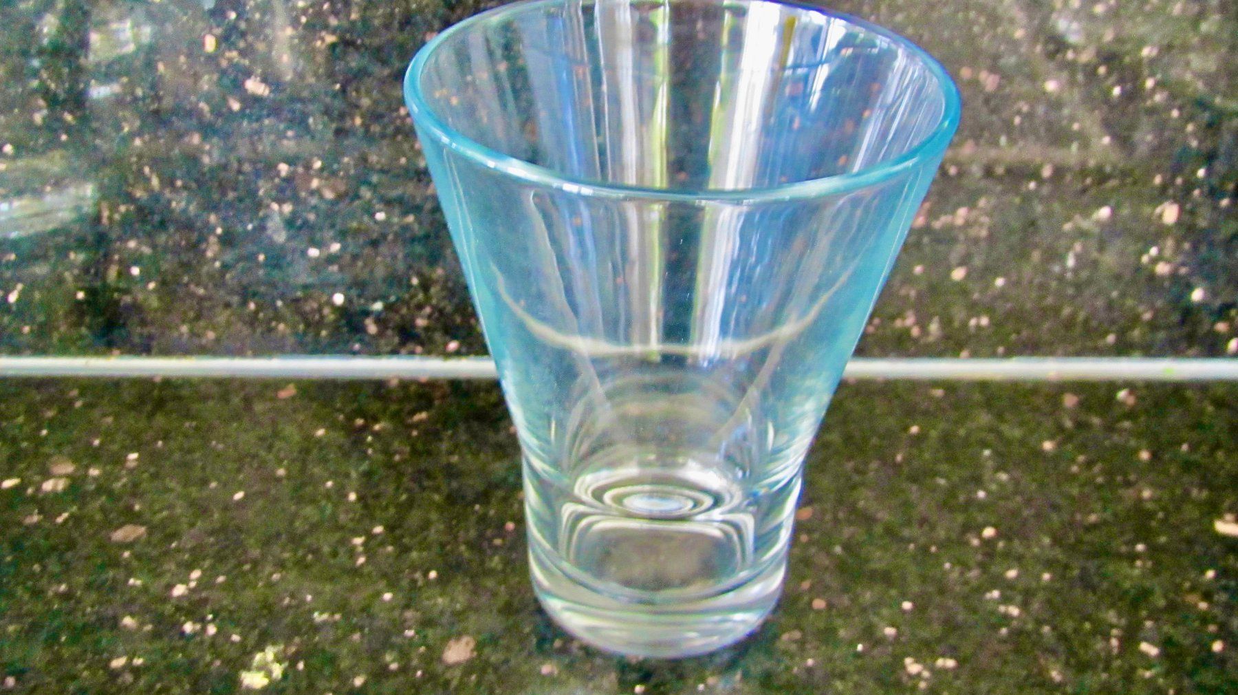 Bicchieri: 8 BEAUX VERRES A EAU – Usato da Murten venduto da Selliot 1