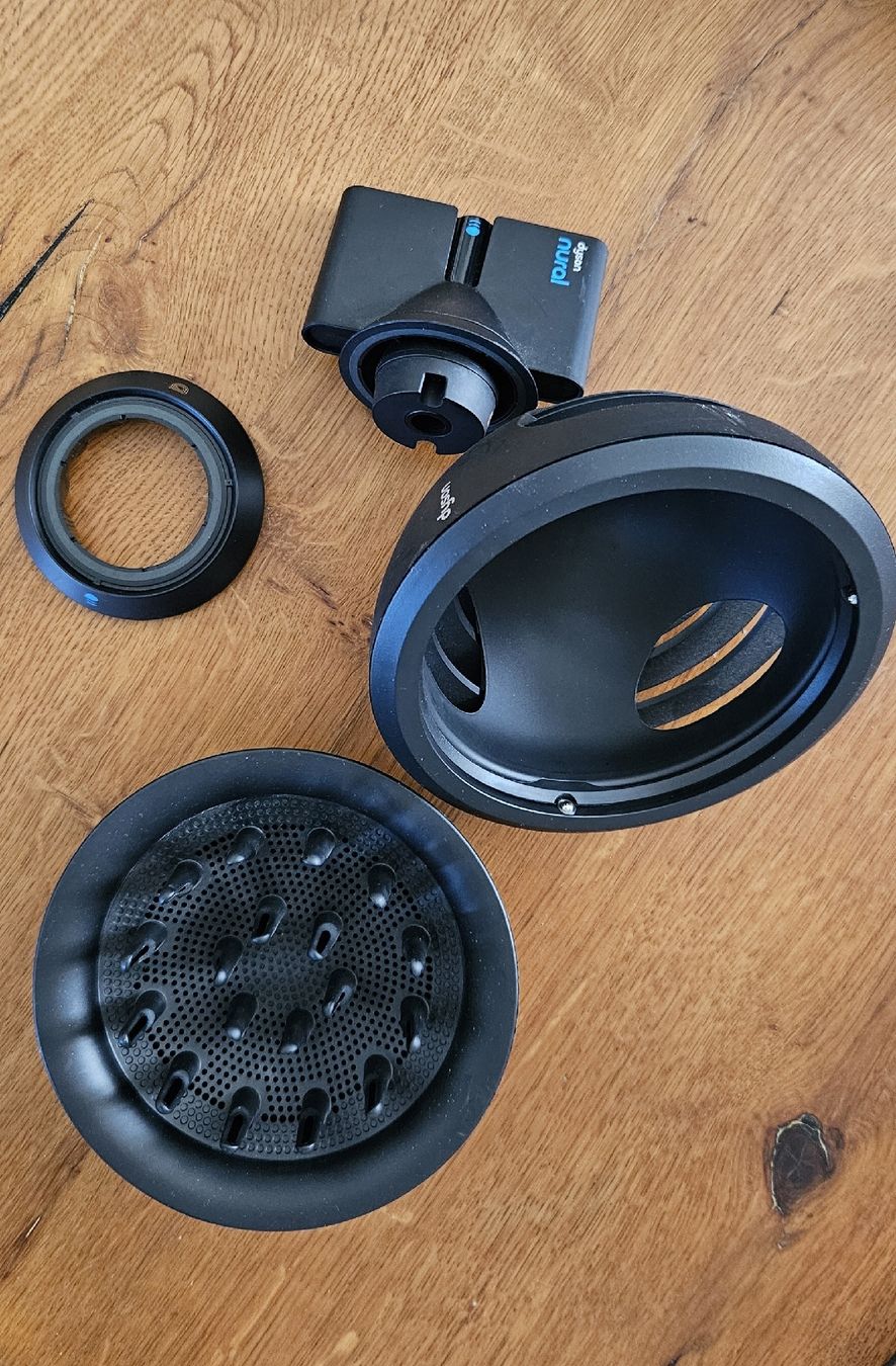 Dyson Asciugacapelli: Dyson Supersonic Nural Diffuser & Aufsätze - Top Zustand! – Usato da Embrach venduto da georgiana 1