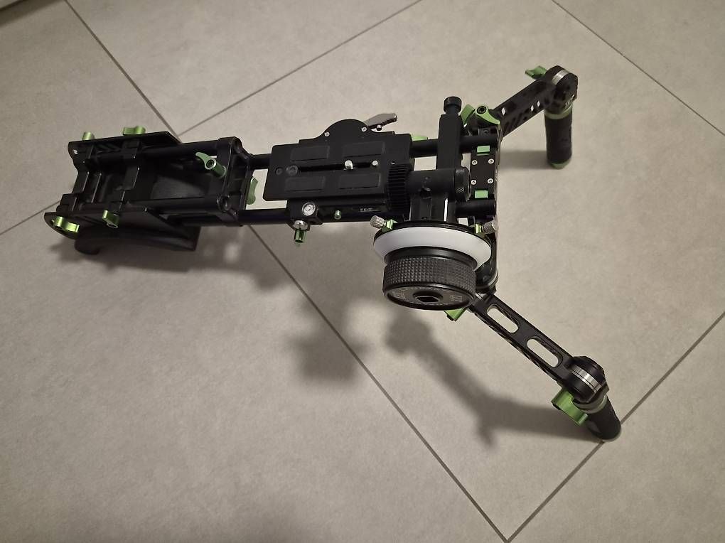 Videocamere: Lanparte Shoulder Rig + Follow Focus – Usato da Villars-sur-Glâne venduto da scala-x 2