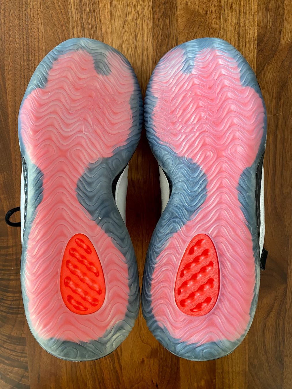 Nike Herrenschuhe: Nike KD Sneaker (EUR 43) – Neu (gemäss Beschreibung) aus Susten von AMAZE 4