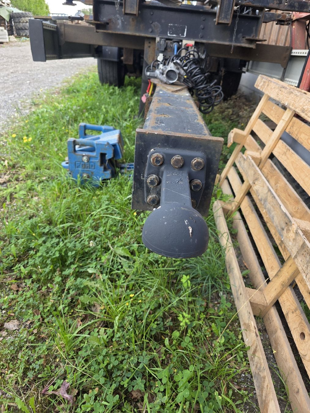 Krone Rimorchi: Anhänger mit Containerverschluss – Usato da Volketswil venduto da bre-na.tr 4