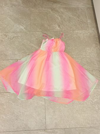 Sommerliches H&M Kleid, Grösse 104, Top Zustand!