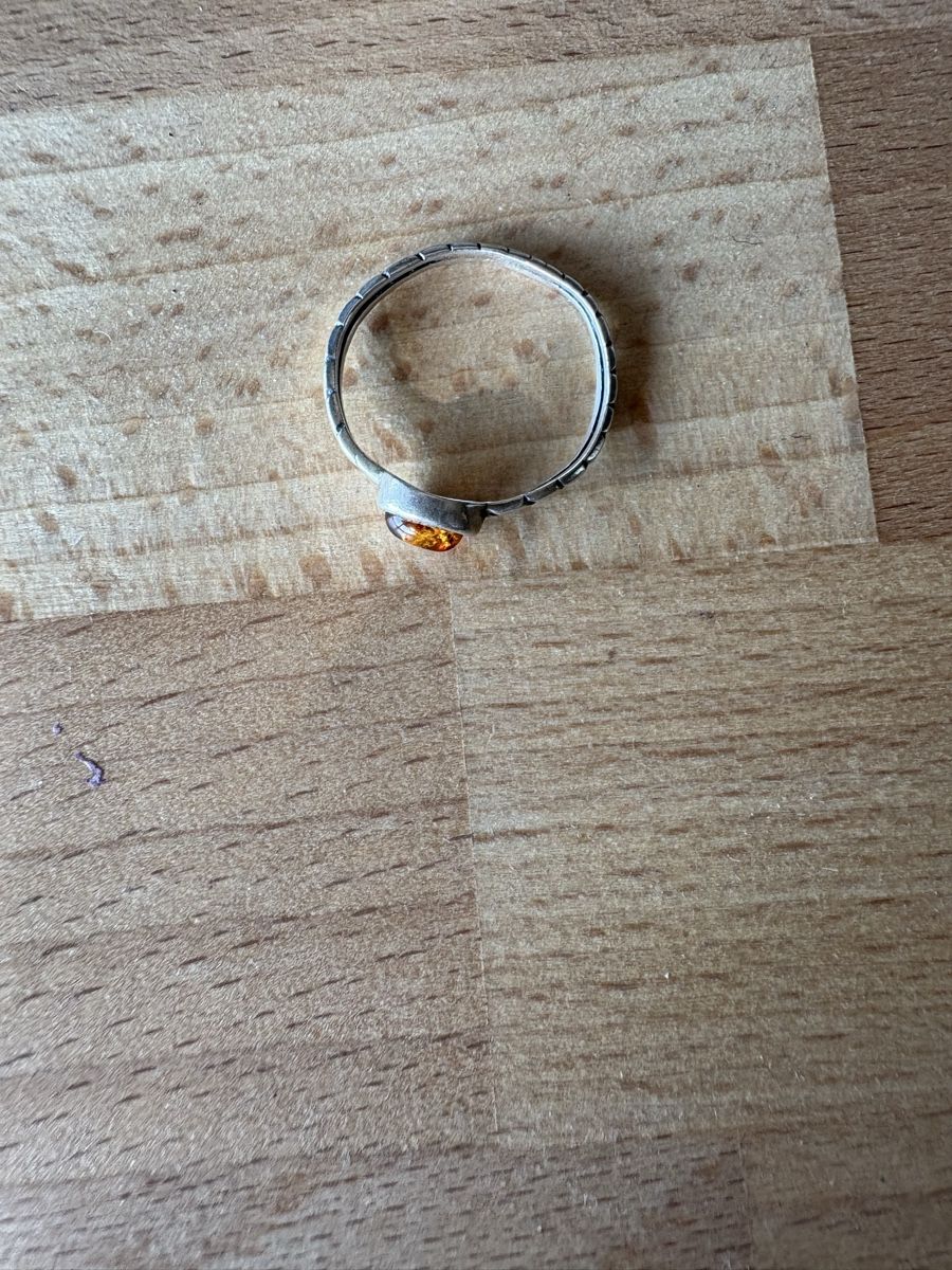 Ringe: Silberring mit Bernstein, Grösse zwischen 58 und 60 – Gebraucht aus Wädenswil von HaLu_12