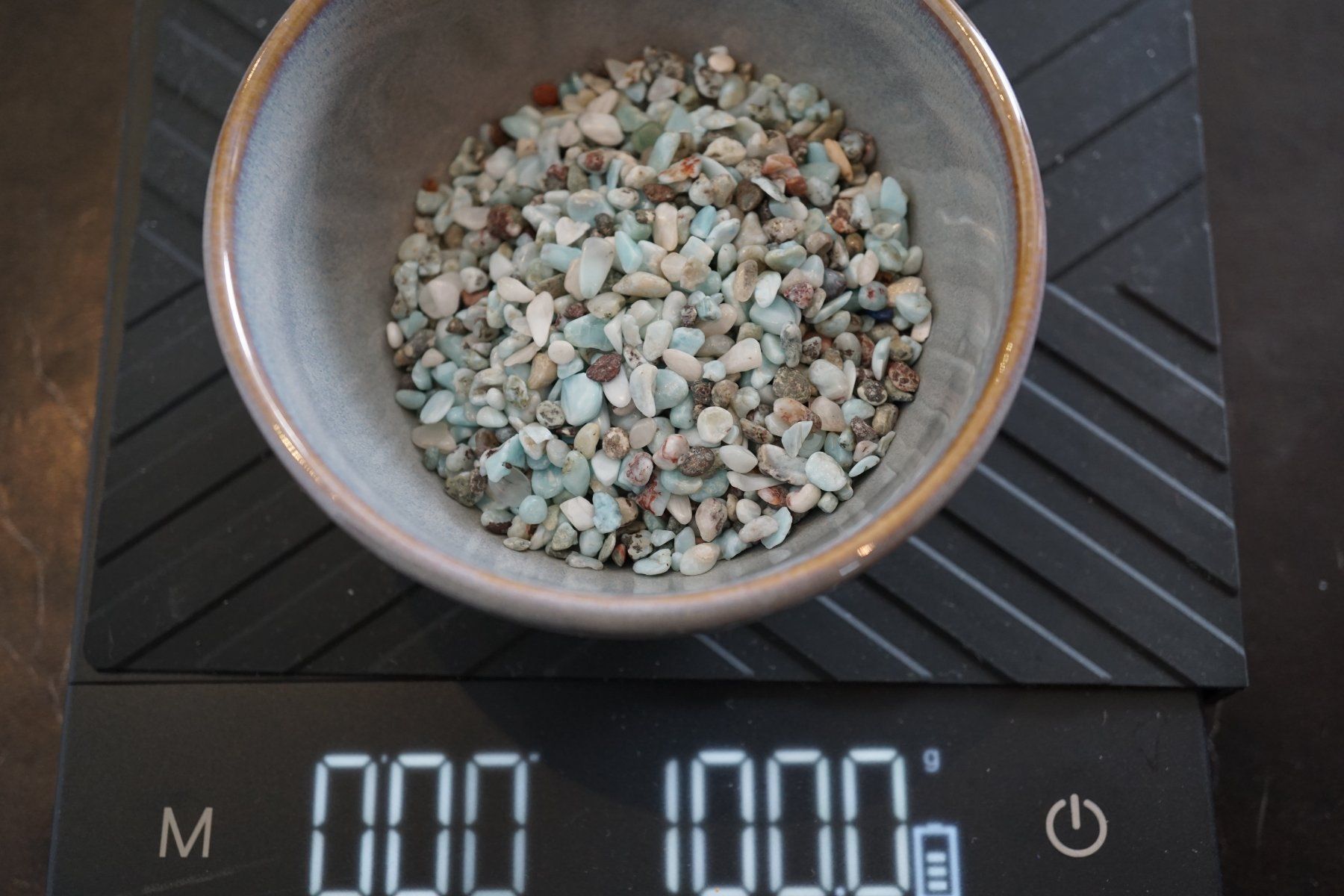 Minerali & Pietre curative: Larimar  /Wassersteine  100g pro gebot    TOPSTONE – Nuovo e nell'imballaggio originale da Eschenbach SG venduto da topstone 3