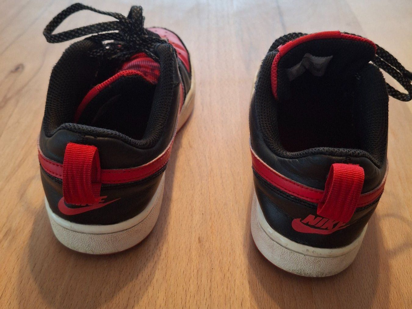 Nike Scarpe da uomo: Halbschuhe v. Nike, Gr. 37.5 – Usato da Bilten venduto da pelanov 3