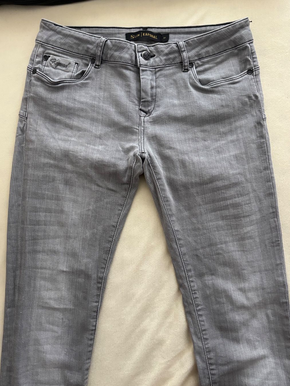 Jeans: Jean Kaporal gris taille 31 – Gebraucht aus Cossonay-Ville von ale_k9mh 3