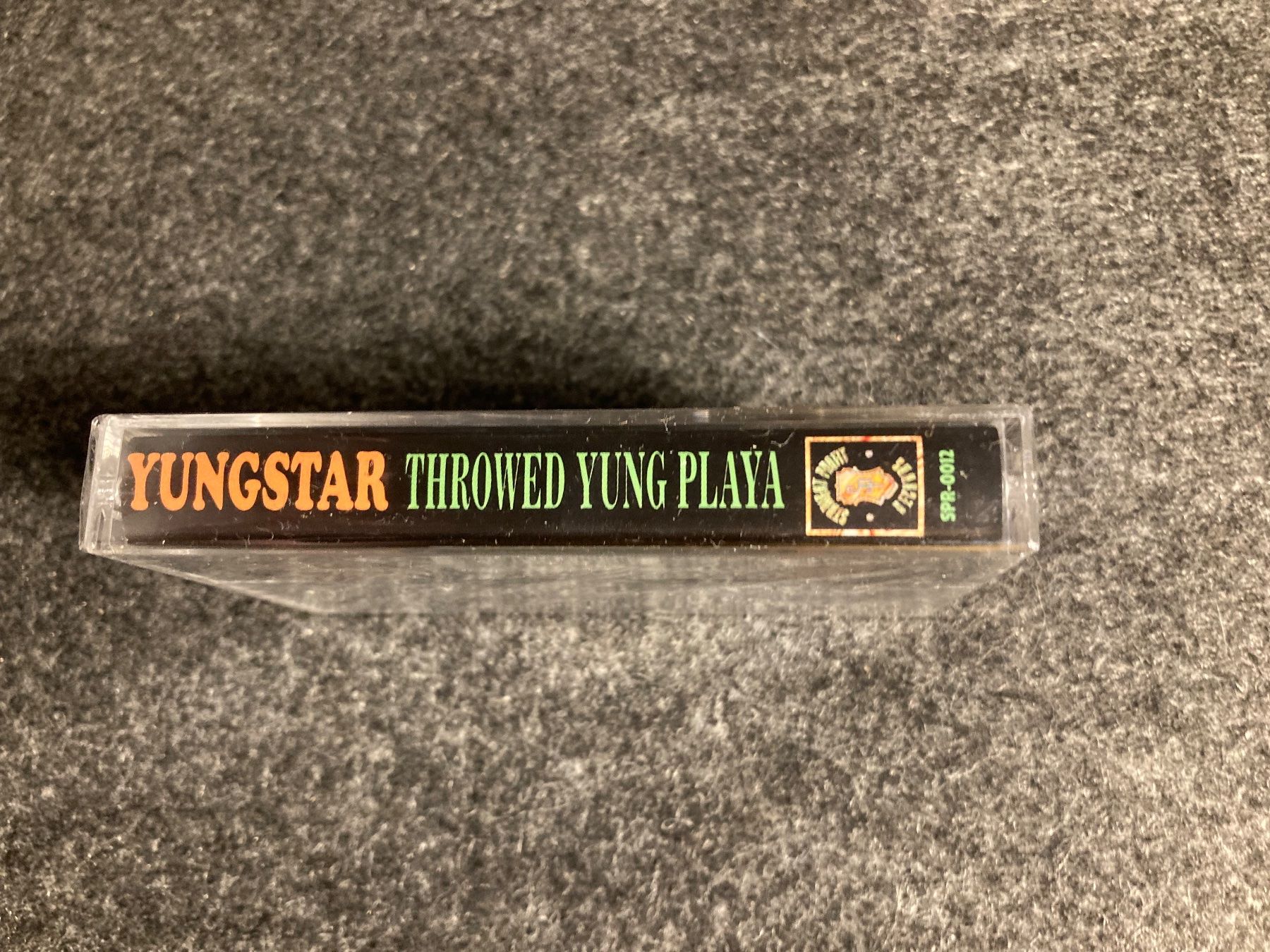 Musicassette: Yungstar - Throwed Yung Playa (MC) – Nuovo e nell'imballaggio originale da Fribourg venduto da Karushi 1