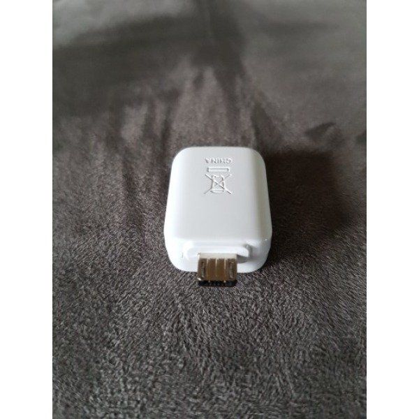 Unità & Adattatore: Samsung - Micro-USB auf USB Adapter - Weiss – Nuovo (secondo la descrizione) da Giswil venduto da online-Brockenhaus 1