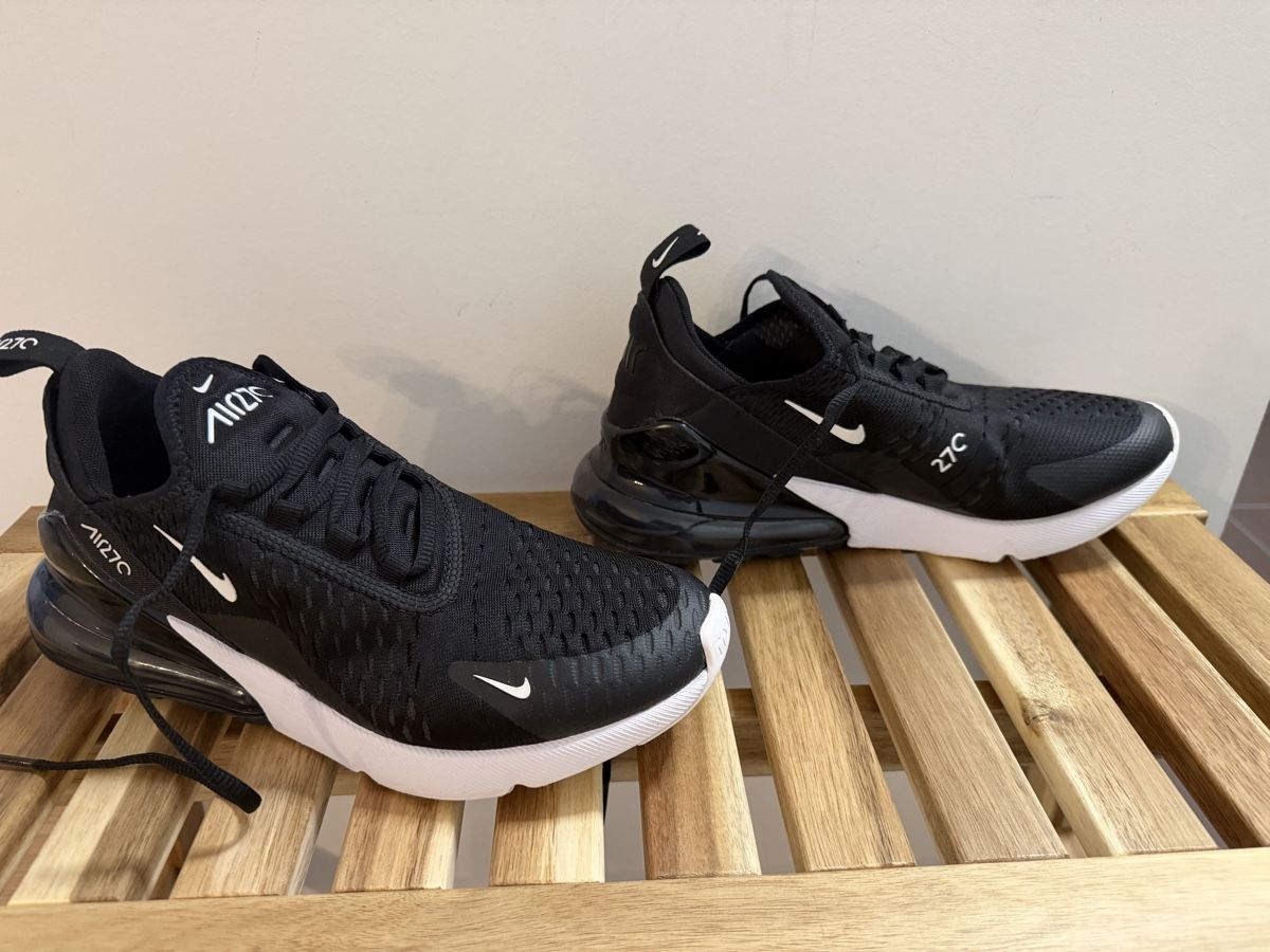 Nike Scarpe da donna: Nike Air 270 – Usato da Zürich venduto da Ta-Nia 2