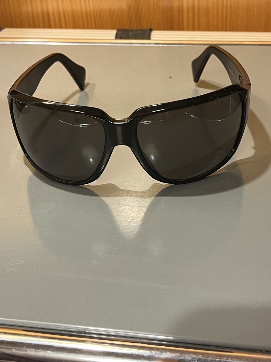 Calvin Klein Occhiali & Lenti: Calvin Klein Damen Sonnen Brille  – Usato da Neerach venduto da fuz_8d7l 6