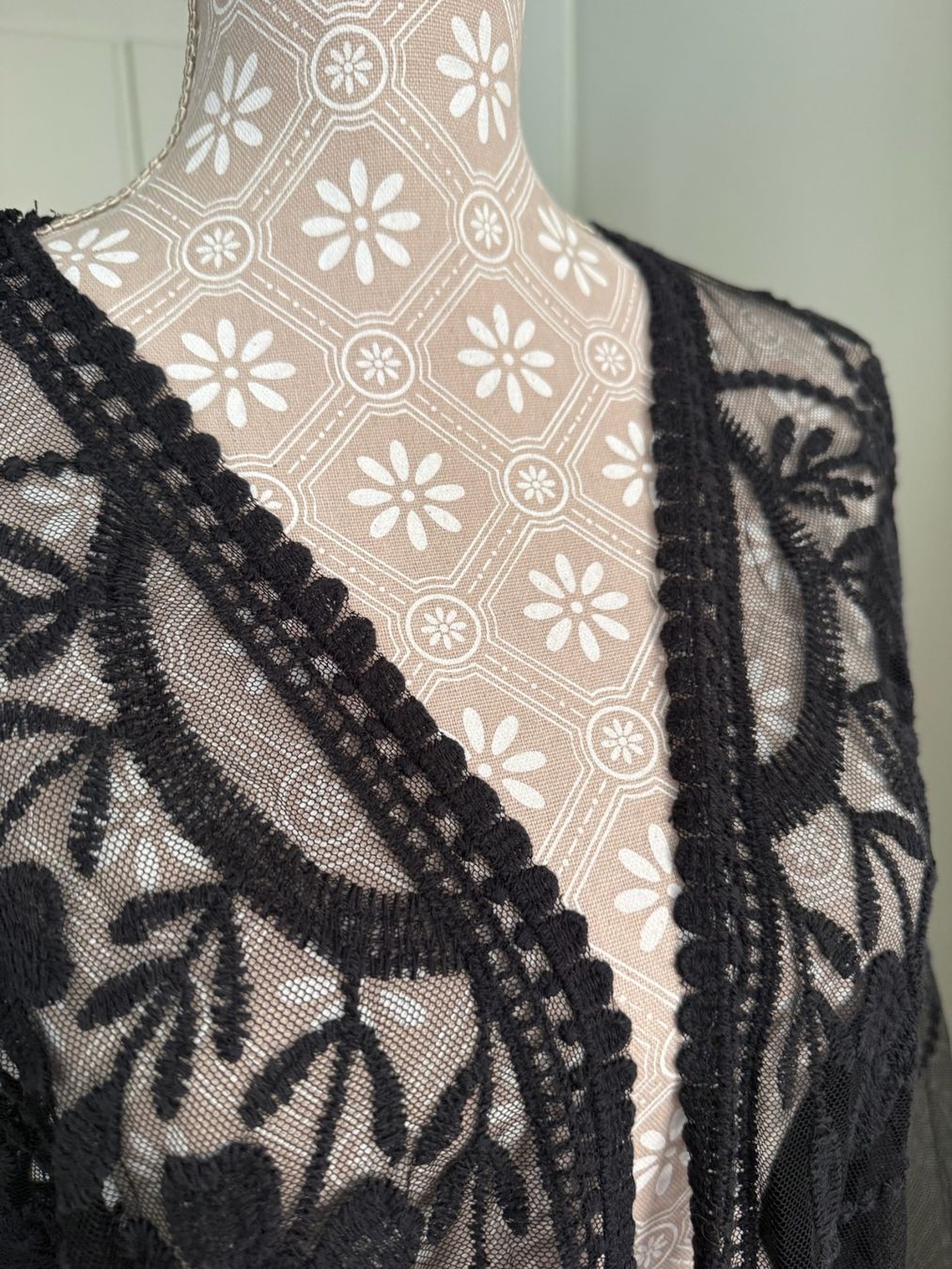 Autres dessous: Négligé - Nuisette - Déshabillé - L – D'occasion à Sion par accroshoes 5