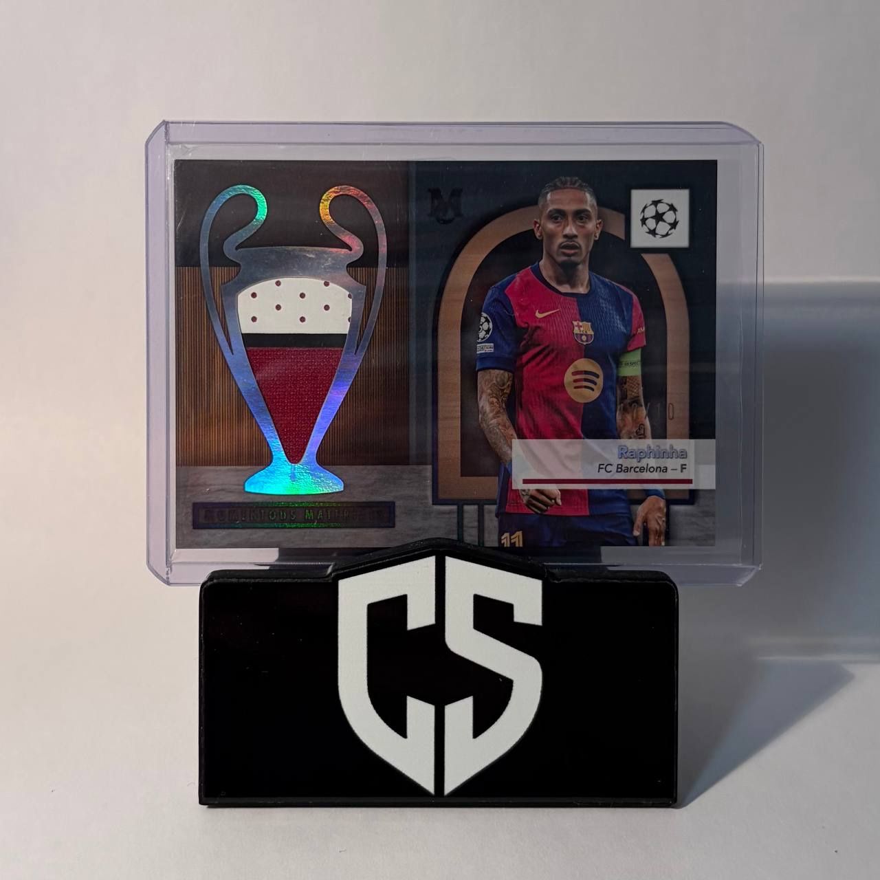Topps Sammelbilder & Trading cards: 2024-25 Topps Museum RAPHINHA Black 10/10 Player-Worn Patch – Gebraucht aus Oftringen von collectsupply
