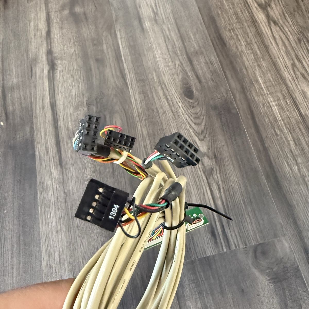 Componenti elettronici: Panneau front panel PC — 2x USB, audio – Usato da Evilard venduto da Adrien___2 1