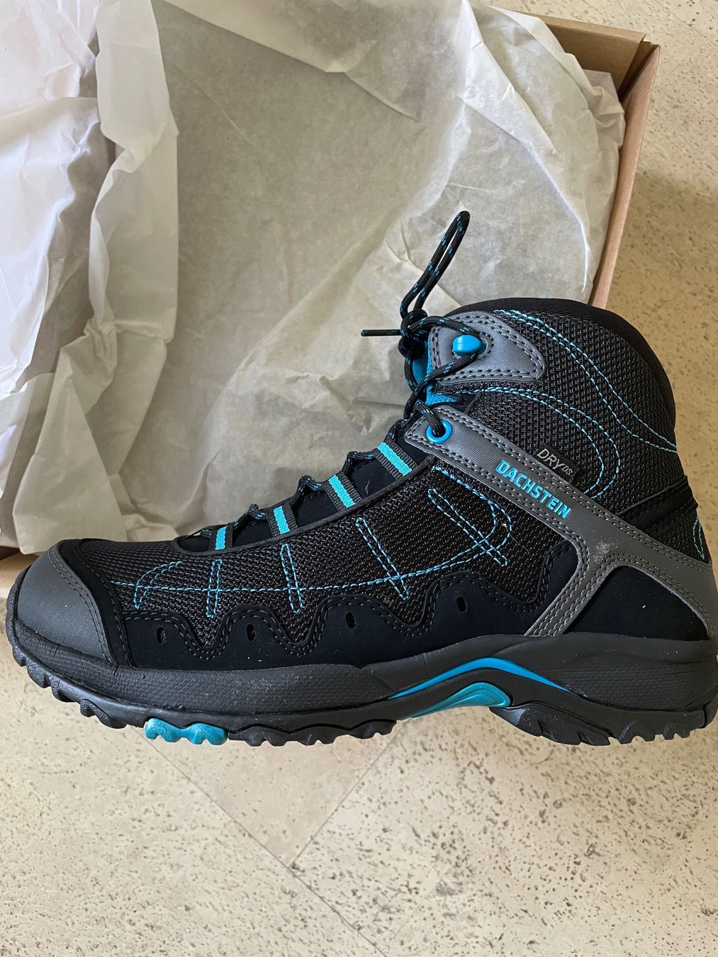 Dachstein Herrenschuhe: Trekkingschuhe, hoch, DACHSTEIN, Grösse 42 – Neu und originalverpackt aus Birmensdorf ZH von magri01