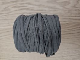 Tshirt-Garn grau