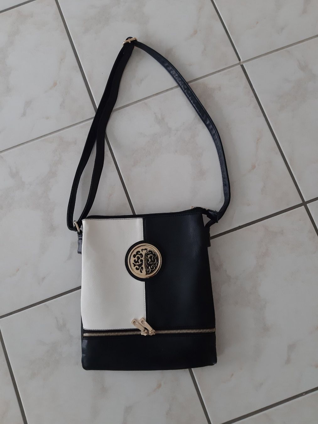 Borse da donna: Handtasche – Usato da Schmitten FR venduto da ReniStern