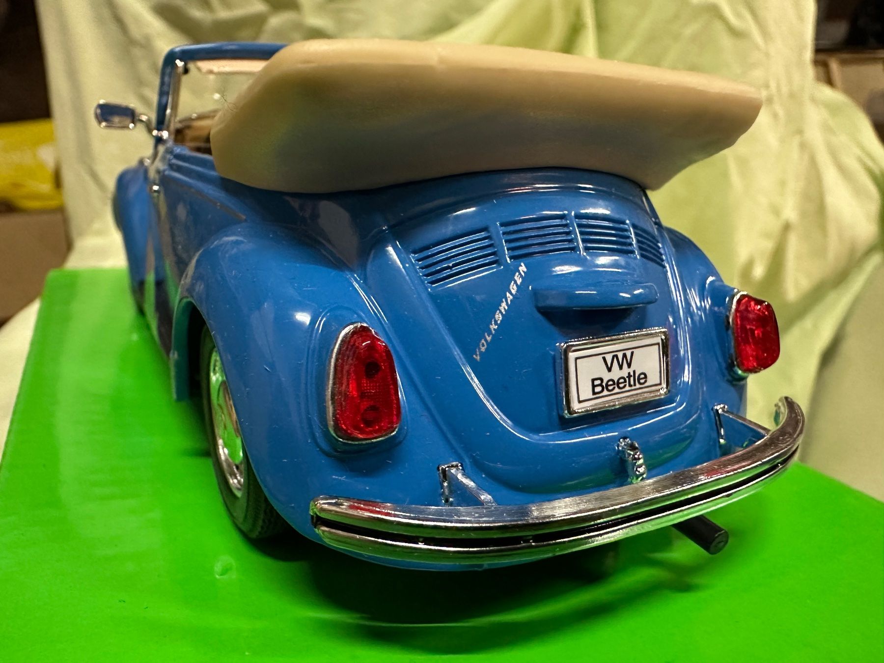 Volkswagen Modellini d'auto: Vw käfer Cabrio Oldtimer classic – Nuovo (secondo la descrizione) da Reinach AG venduto da rares75 2