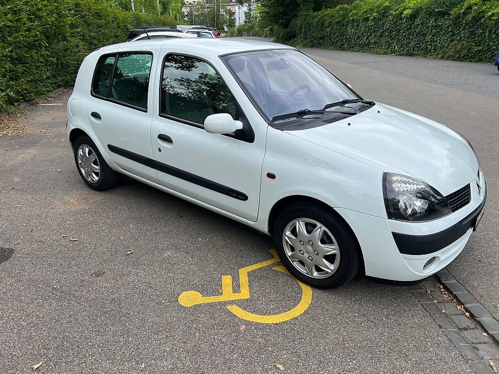 Renault Autos: Renault Clio 1,4 16V – D'occasion à Stäfa par Ted85 2